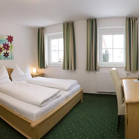 Hotel Alt-oberndorf *